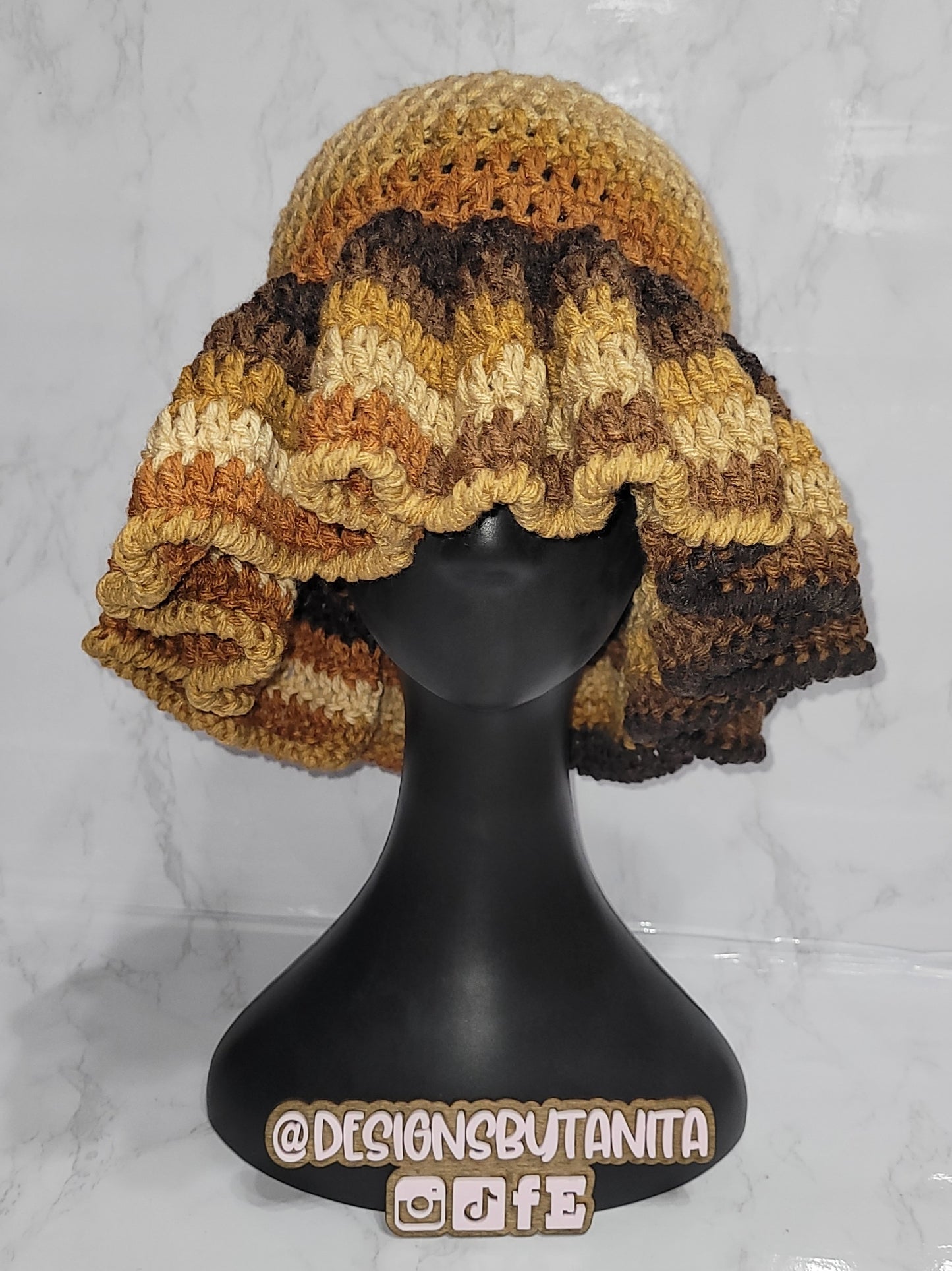 Crochet Wavy Brim Bucket Hat (Deep Wave)